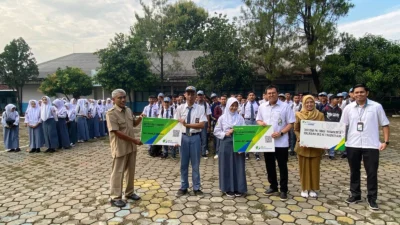 BPJamsostek Lindungi Ratusan Siswa SMKN 1 Purwakarta saat PKL