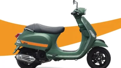 Temukan Seni Ketika Menaiki Vespa Sprint 125 I-Get, Ngengggnya Bareng Gaya (Image From: Oto)