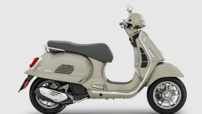 Berkendara dengan Vespa GTS 125, Si Pemilik Desain Klasik Nan Modern (Image From: Vespa)