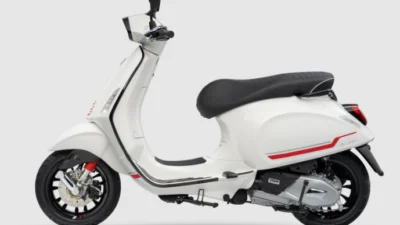 Kamu Bakal Terpukau dengan Vespa Sprint S 150 i-Get ABS, Bikin Jalan-jalan Kamu Makin Enjoy (Image From: Vespa)