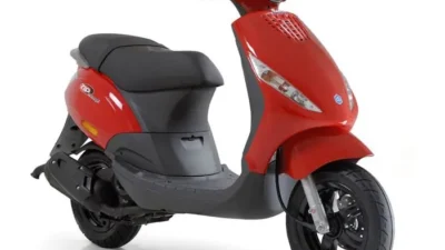 Jangan Risau! Harga Vespa Matic Bekas Ini Nggak Bakal Bikin OVT! Sumber Gambar via imgcdnblog.carbay.com