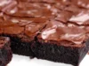 Brownies Aladdin: Tips Bikin Shiny Crust pada Fudgy Brownies, Shining Shimmering Splendid. Sumber Gambar via YouTube (Vinastar Channel)