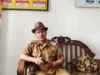Dedi, Kepala Desa Cicadas