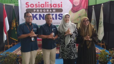 DPR RI Sosialisasikan Program JKN-KIS di Karawang, Evi Fatimah: Akses Layanan Kesehatan untuk Semua