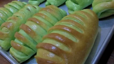 Roti Pandan Pisang