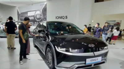 Estetika Menawan, Hyundai Ioniq 5 Harga dan Spesifikasi Unggulan, Interior yang Modern dan Teknologi Canggih