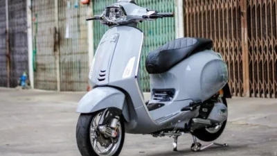 Rivew Vespa Sprint Matic 2023