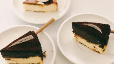 Tempat Makan Cake di Surabaya, Yang Enak