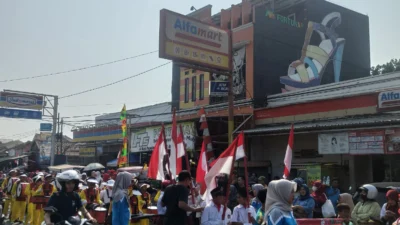 Semarak Pawai Kemerdekaan di Kecamatan Pagaden