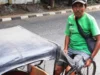 Kebelet Nikah dan SulitAming Warga Subang yang Masih Setia Narik Becak