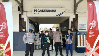 Polsek Pagaden Lakukan Pengamanan Perjalanan Wakil Presiden di Stasiun Pagaden Baru