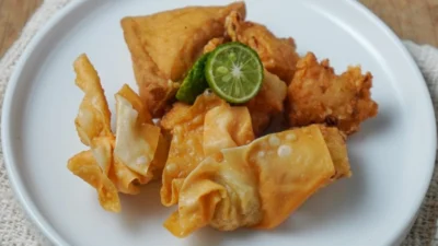 Bikin ini, yuk! Resep Batagor Pangsit, Garing-garing Umami! Sumber Gambar via Amanda Chastity