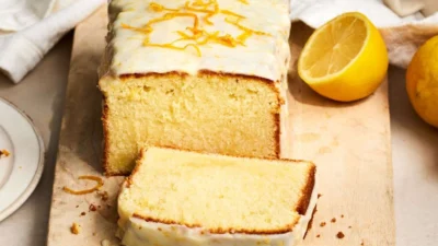 Resep Cake Lemon Moist dan Harum, Rasanya Buttery Banget! (Sumber Gambar via www.foodandwine.com)