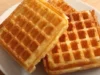 Resep Waffle Crispy dan Lembut, Gampang Kok Cuma 5 Menit (image from screenshot Youtube Devina Hermawan)