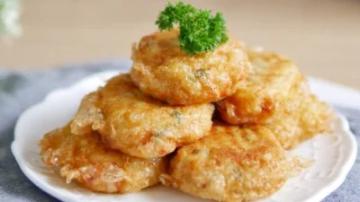 Soft Banget! Resep Perkedel Kentang Empuk dan Garing di Luar. (Sumber Gambar via HeyTheresia's Blog)