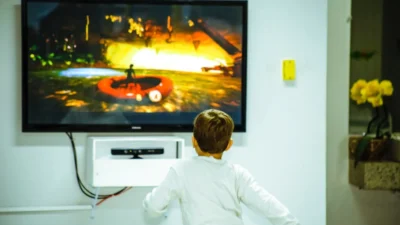 Cara Memasang Set Top Box pada TV LED, Sat Set Sat Set Langsung Nyala (Image From: Pexels/Vidal Balielo Jr.)