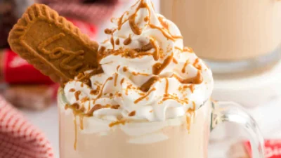 Resep Lotus Biscoff Iced Latte, Kreasi Minuman dengan Perpaduan Biscoff Cookie yang Sempat Viral (Image From: Soulfully Made)