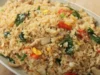 Resep Nasi Goreng Telur Asin, Hidangan Pas untuk Makan Siang di Rumah (image from screenshot youtube devina hermawan)