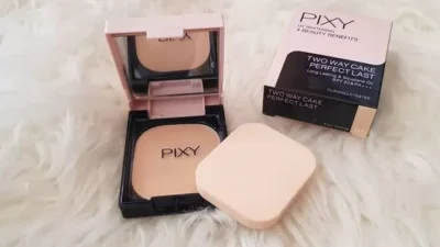 Pixy Two Way Cake