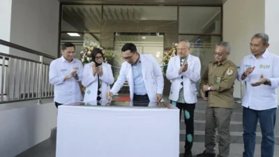 Ridwan Kamil Resmikan Gedung Laboratorium Lingkungan Hidup Jabar Berstandar Internasional