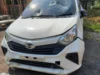 Terperosok Ke Sawah, Mobil Pelaku Pencurian Jadi Bulan-bulanan Massa