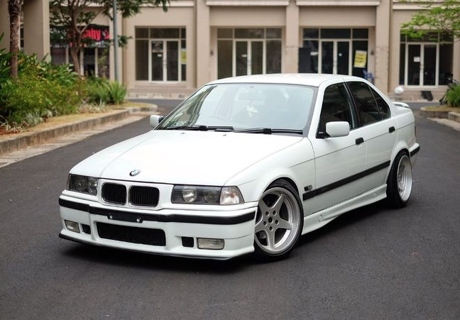 Cek Info Lengkap Skema Harga Mobil BMW E36 Agustus 2023 – Pasundan Ekspres