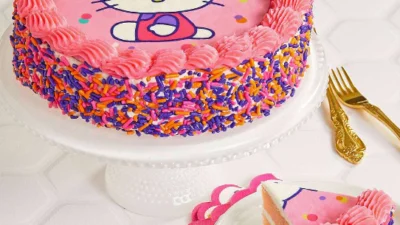 5 Inspirasi Dekorasi Kue Ulang Tahun Hello Kitty Cake