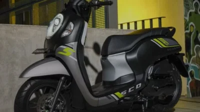 Melangkah Lebih Jauh Dengan Scoopy Sporty 2023 : Harga Terjangkau Teknologi Canggih