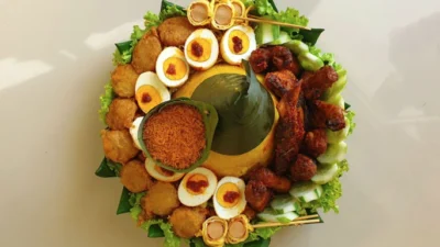 Tumpeng Sederhana