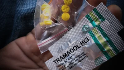 Memahami Tramadol: Penggunaan, Efek Samping, dan Perhatian Penting