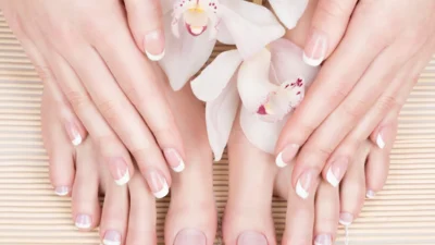 6 Manfaat Manicure Pedicure untuk Kesehatan, Kuku Makin Cantik dan Indah Sepanjang Hari (image from Freepik valuavitaly)