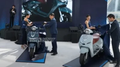 Honda Scoopy 160 2023 baru