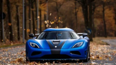 10 Mobil Tercepat di Dunia / Koenigsegg Agera R