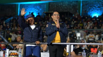 Sampaikan Terimakasih kepada Warga Jabar, Ridwan Kamil-Uu Ruzhanul Pamit