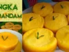 Resep Bingka Barandam, via Youtube Adzka Adzkia Family