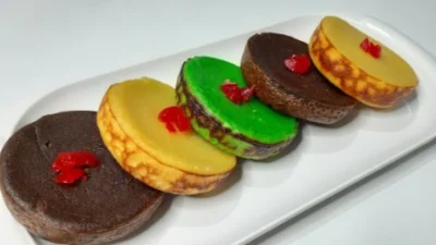 Resep Kue Lumpur Coklat Legit, Rasanya Bikin Kebayang-bayang! (Sumber Gambar: YouTube-Dapur Mamaku)