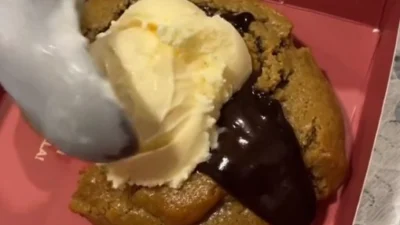 No 1! Cara Buat Cookie Bomb Viral di TikTok, Ternyata Segampang ini? (Sumber Gambar: TikTok/peggymarcella23)