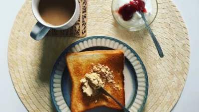 Bahan Olesan Roti Tawar yang Bisa Menambah Cita Rasa (Image From: Pexels/Ayako S)