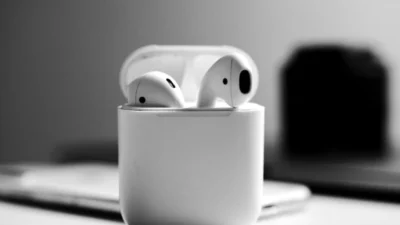 Rekomendasi Earphone Bluetooth (Image From: Pexels/Filipe Alves)