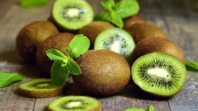 12 Manfaat Buah Kiwi Untuk Kesehatan