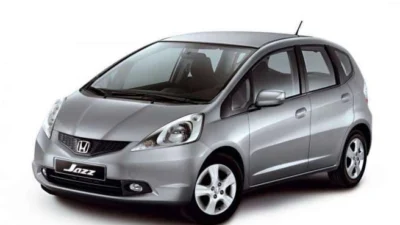 Harga Mobil Bekas Di Bawah 100 juta Honda Jazz