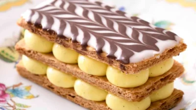 Bikin Resep Mille Feuille khas Prancis Bisa di Rumah, Nggak Usah Jauh-jauh ke Prancis! (Sumber Gambar: Preppy Kitchen)