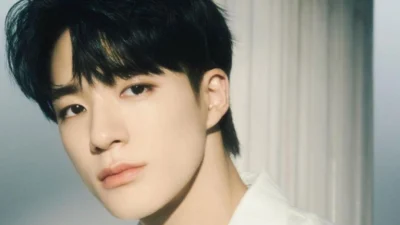 Jeno NCT akan memulai debutnya di New York Fashion Week