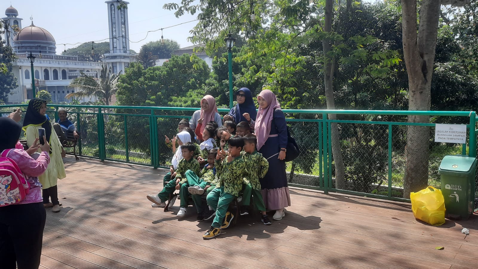 Skywalk Wisma Karya Subang Tempat Asyik Dengan Suasana Sejuk Di Perkotaan Pasundan Ekspres