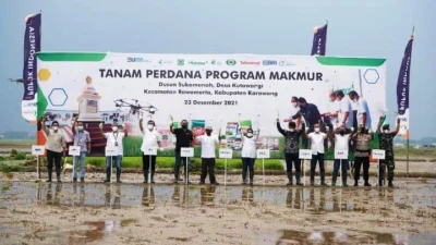 Makmur Pupuk Kujang Jangkau Ribuan Petani Tujuh Provinsi