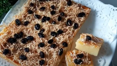 Resep Prol Tape Keju, Kelembutan Kue dengan Rasa Manis dan Asam Jadi Satu (image from screenshot Youtube atha naufal)