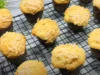 Resep Muffin Keju, Si Kue Mini dengan Citarasa Manis dan Gurih (image from screenshot Youtube mamike kitchen)