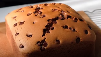 Resep Chocolate Castella Cake, Bolu Lembut Asal Jepang Dijamin Anti Gagal dan Anti Kempes (image from screenshot Youtube molala cook)