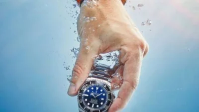 Kualitas dan Harga Jam Tangan Diver yang Dapat Menyelam di Kedalaman Laut 