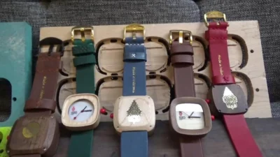 jam tangan kayu